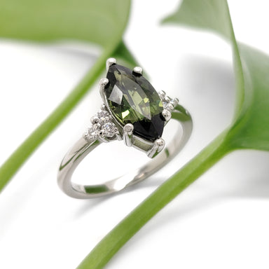 Green Sapphire Engagement Ring | Era Design Vancouver Canada