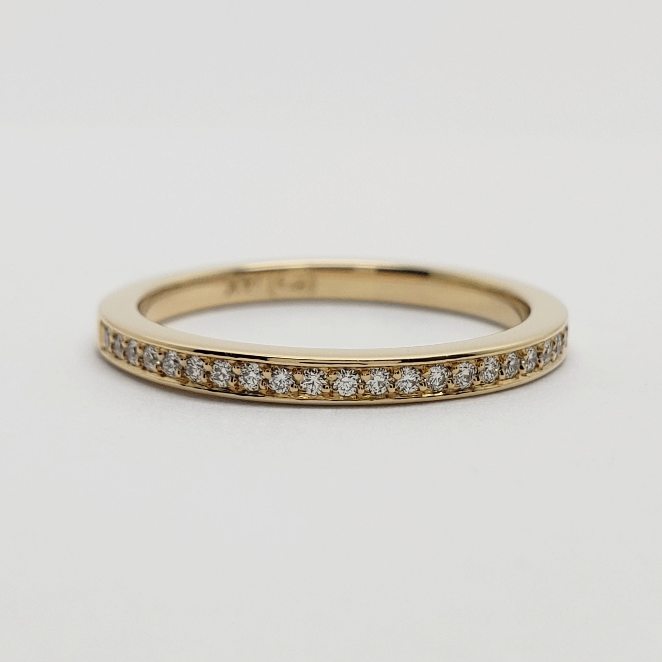 Canadian Diamond Wedding Ring | Era Design Vancouver Canada