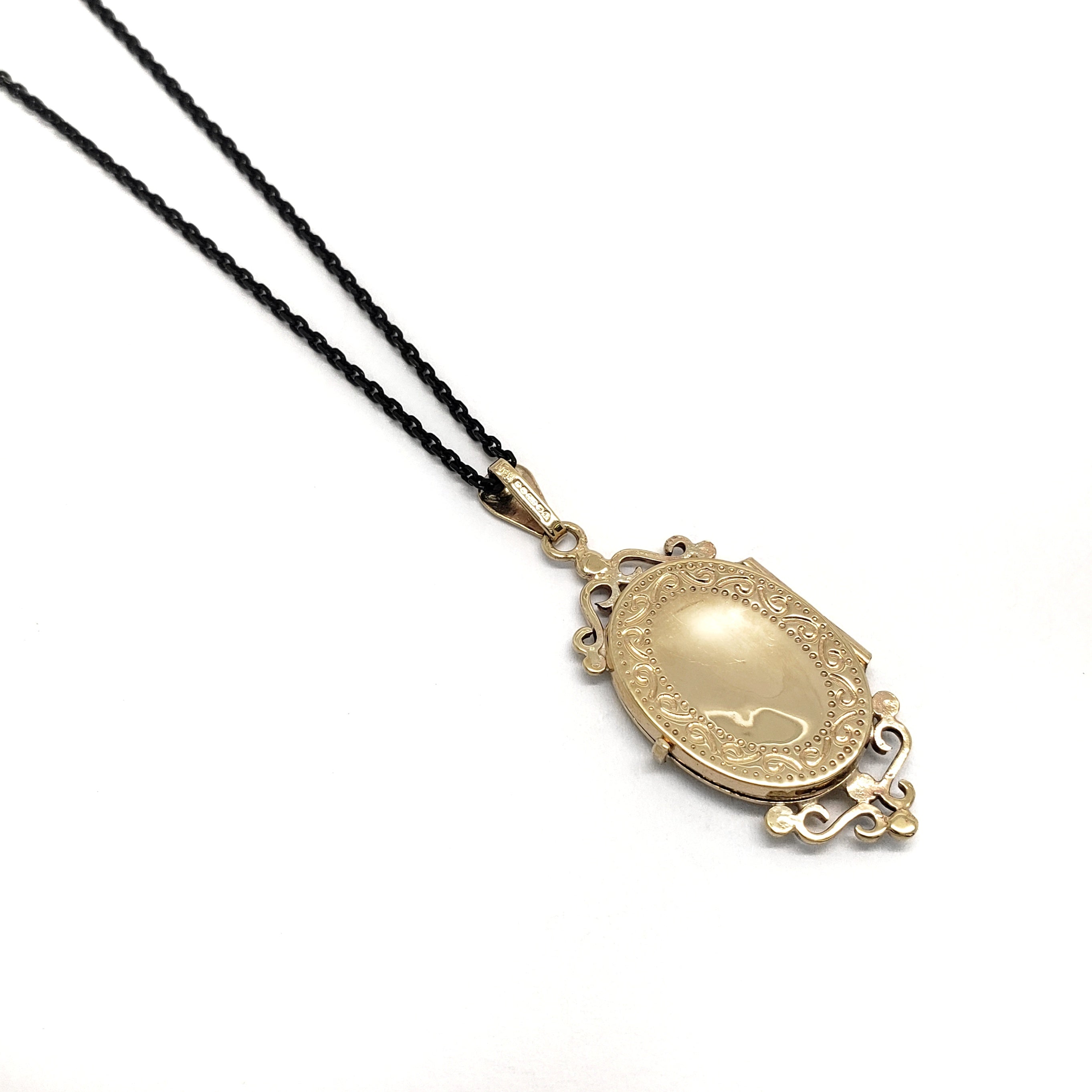 Vintage Gold Locket | Era Design Vancouver Canada