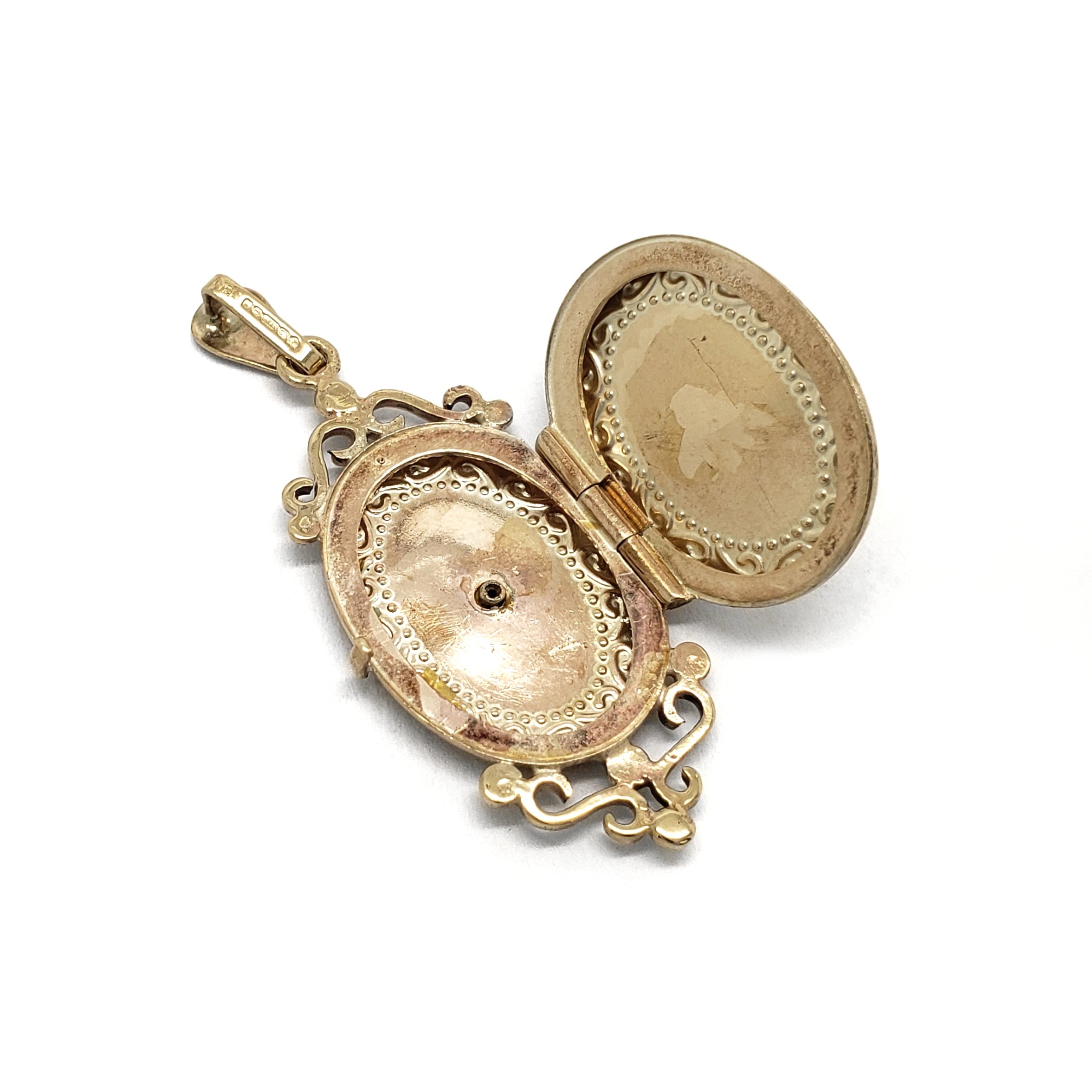 Vintage Gold Locket | Era Design Vancouver Canada