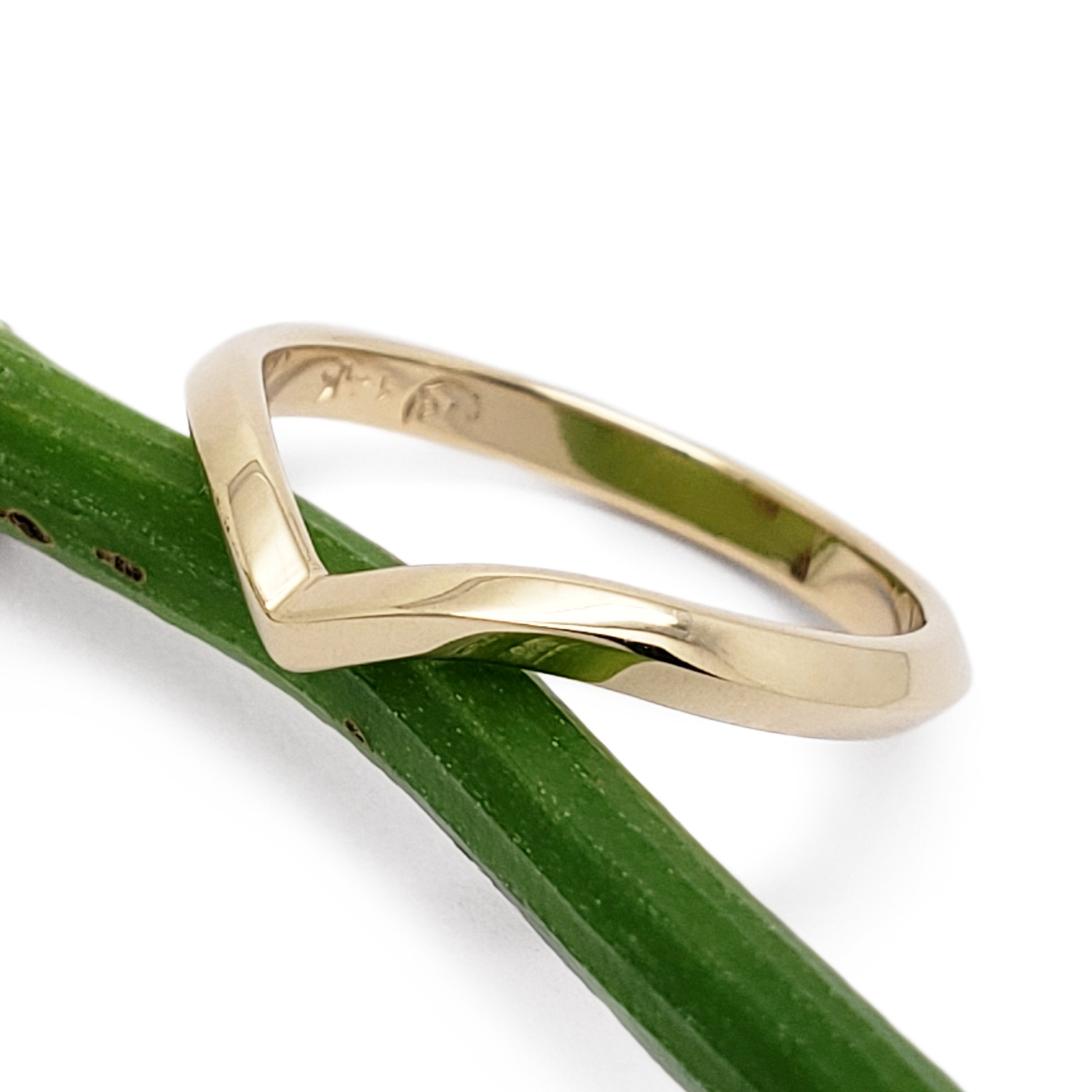 Plain sales wishbone ring