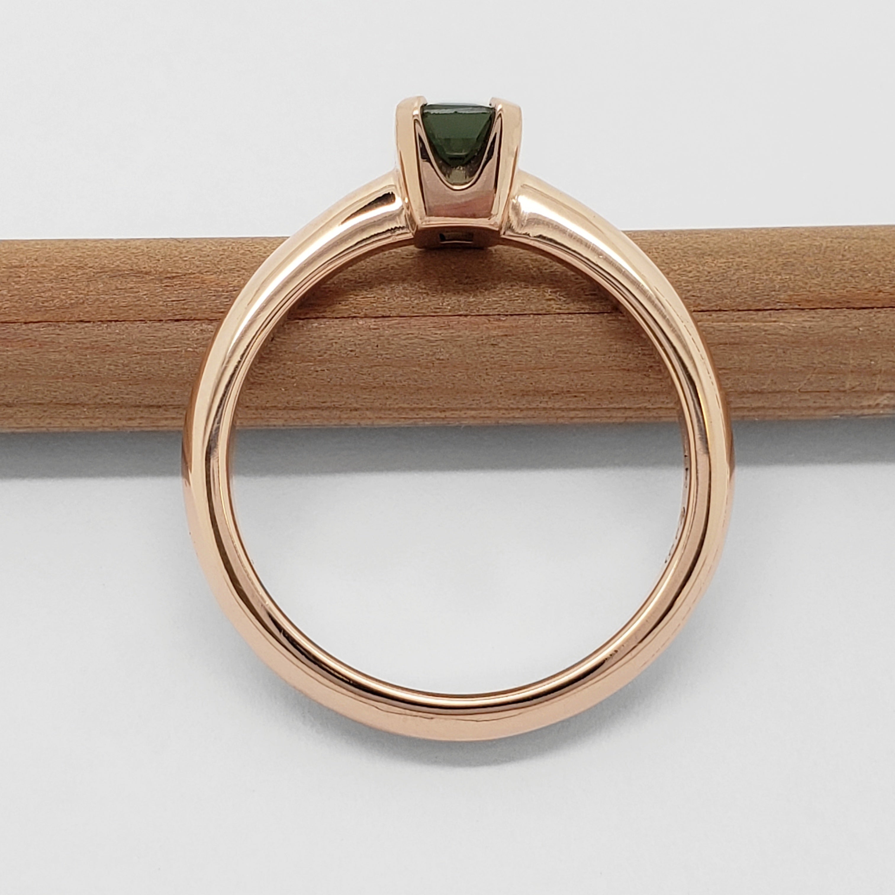 Green Sapphire Engagement Ring | Era Design Vancouver Canada